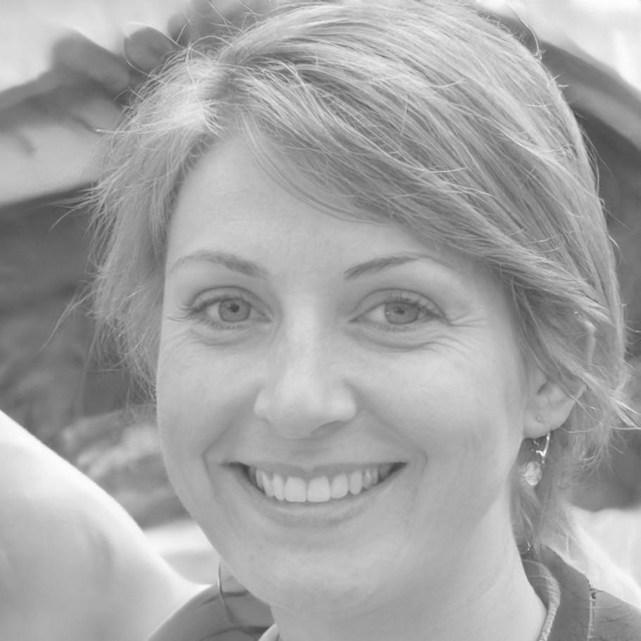 Cordelia Blackthorne, Senior Portfolio Manager